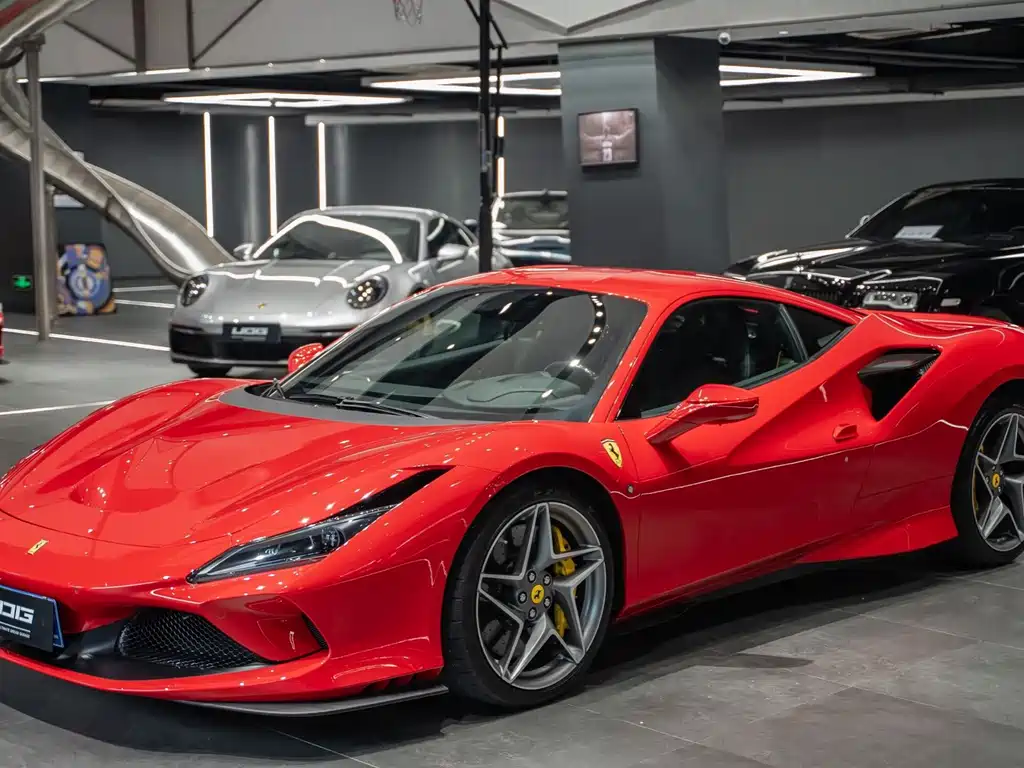 Ferrari F8