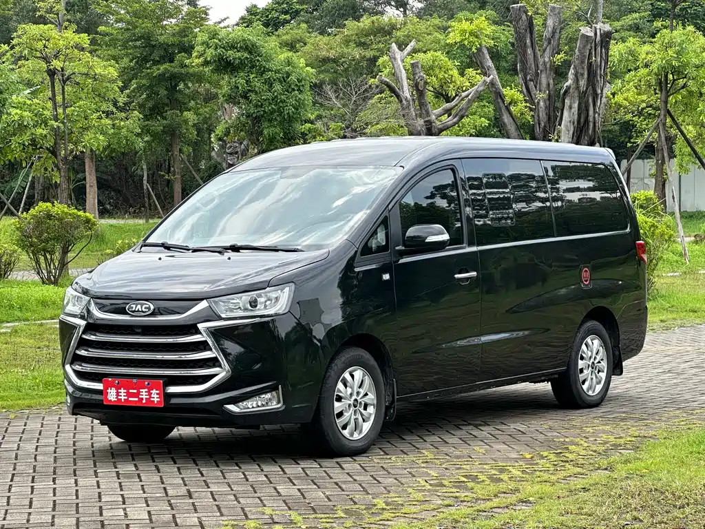 JAC M4