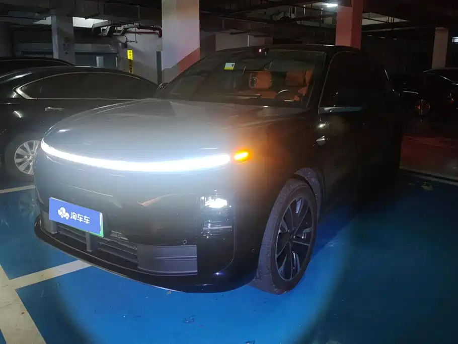 Li Auto L6
