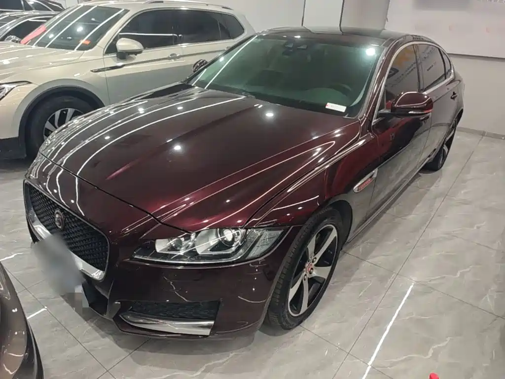 Jaguar XFL