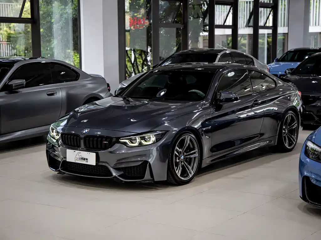 BMW M4