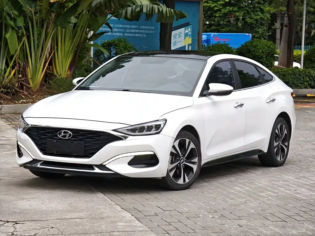 Hyundai Lafesta