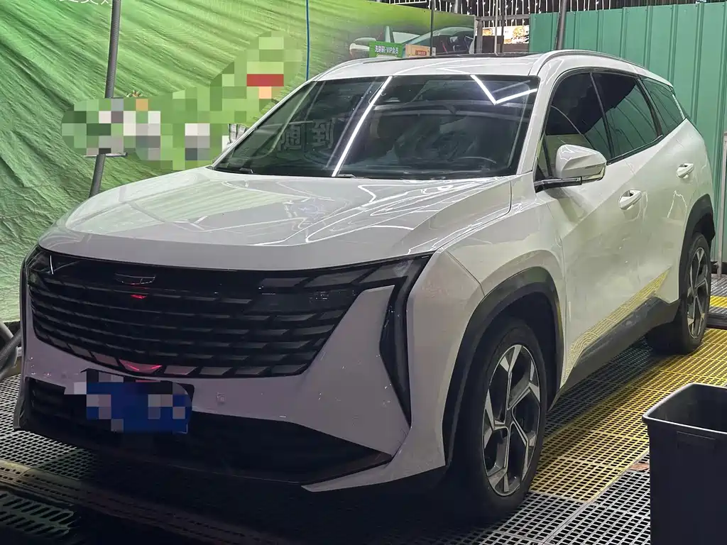 Geely Boyue L