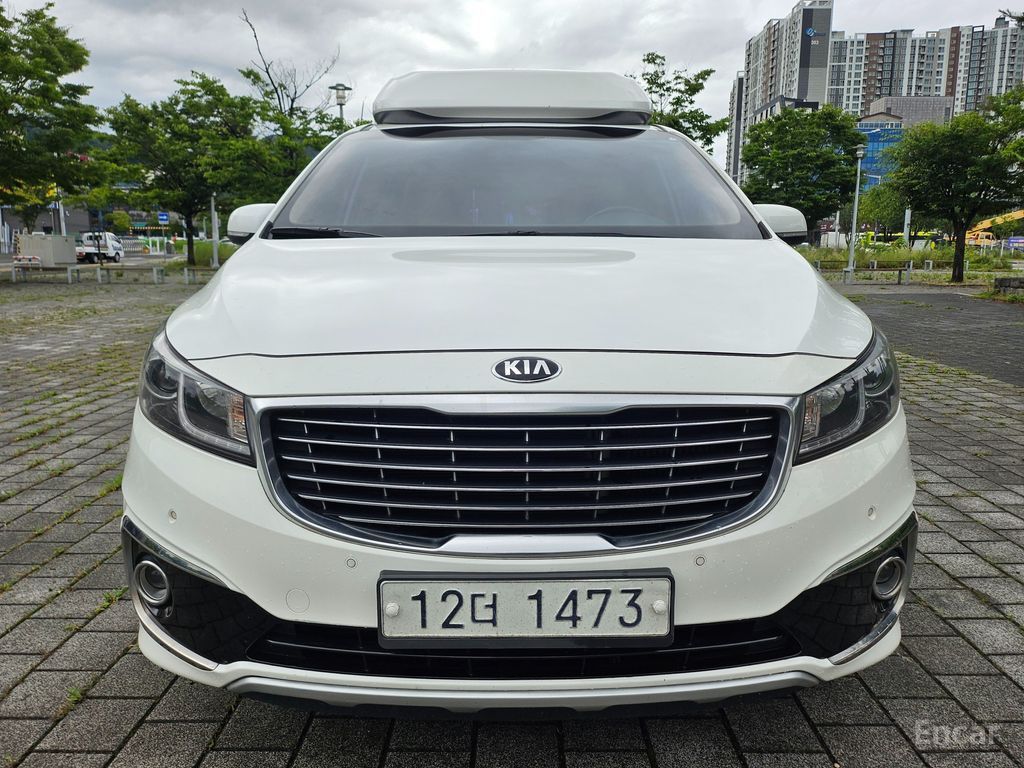 Kia Carnival