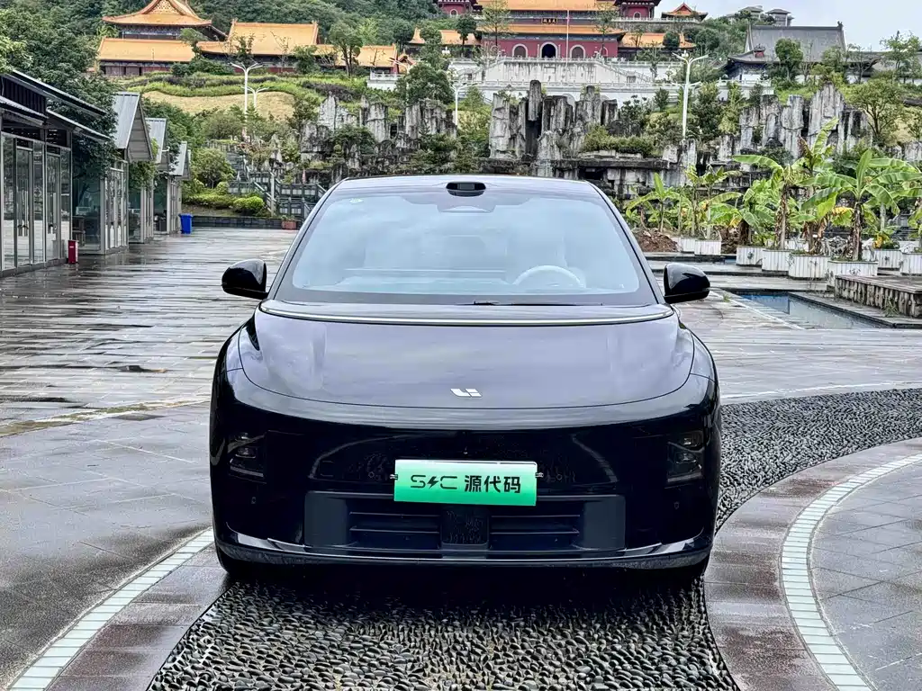 Li Auto i6