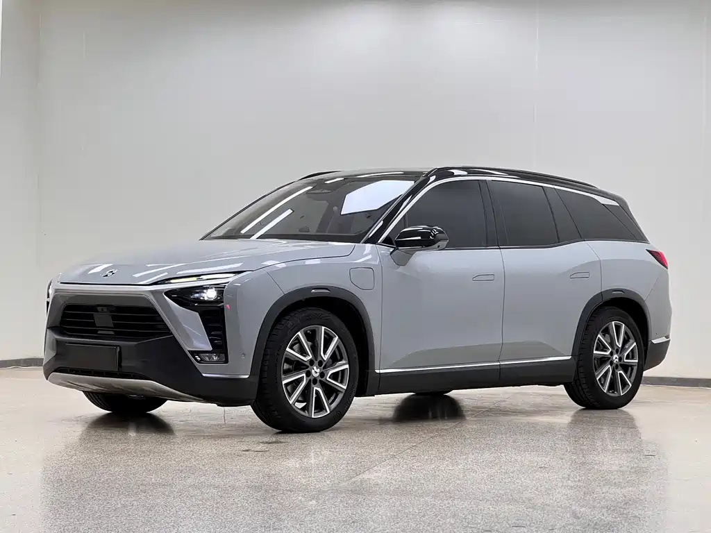 NIO ES8
