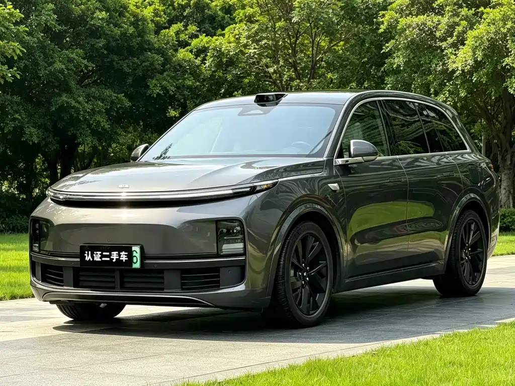 Li Auto L8