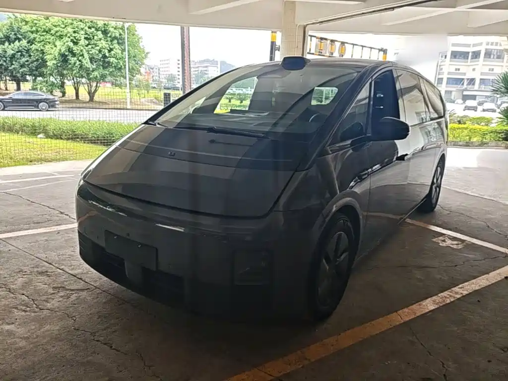 Li Auto MEGA
