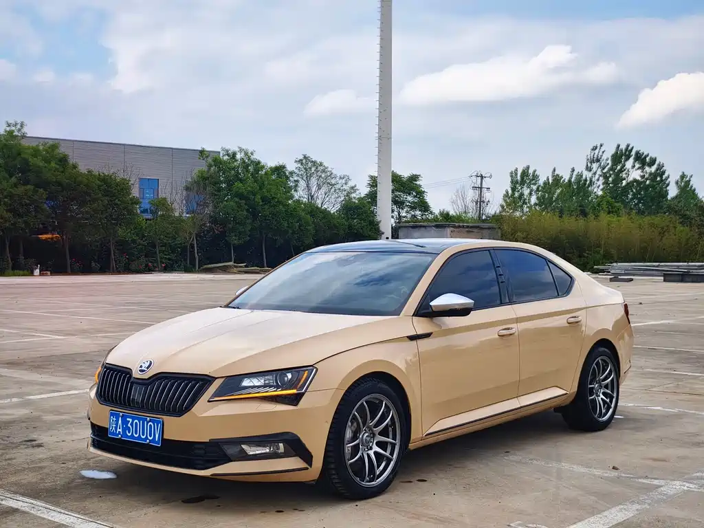 Skoda Superb
