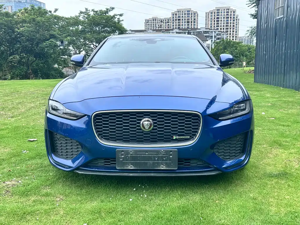 Jaguar XEL