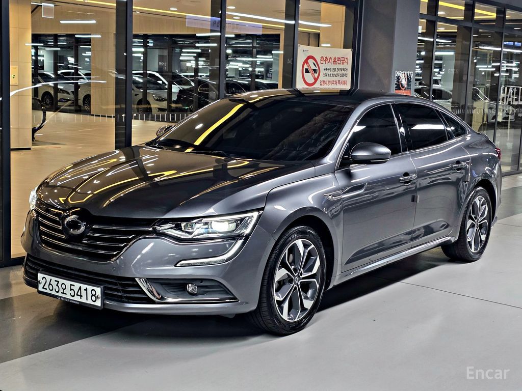 Renault SM6