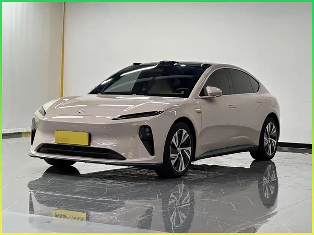 NIO ET5
