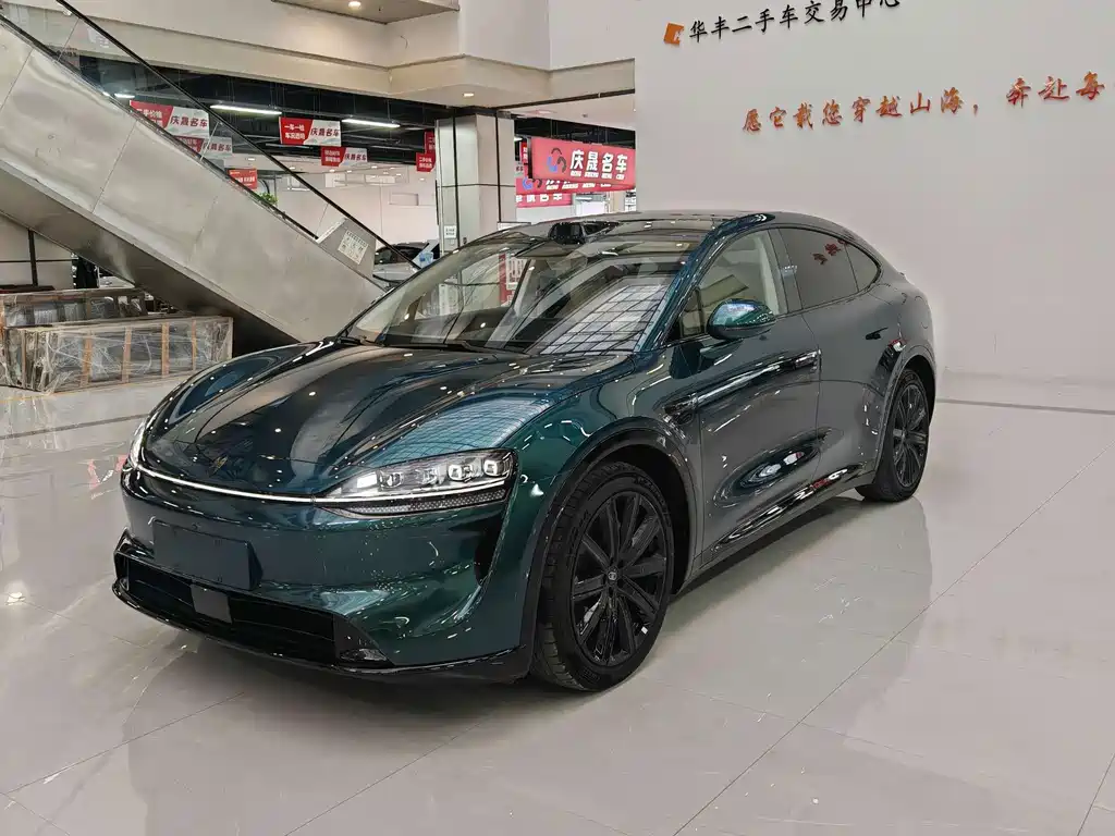 Luxeed R7