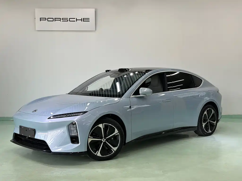 NIO ET5