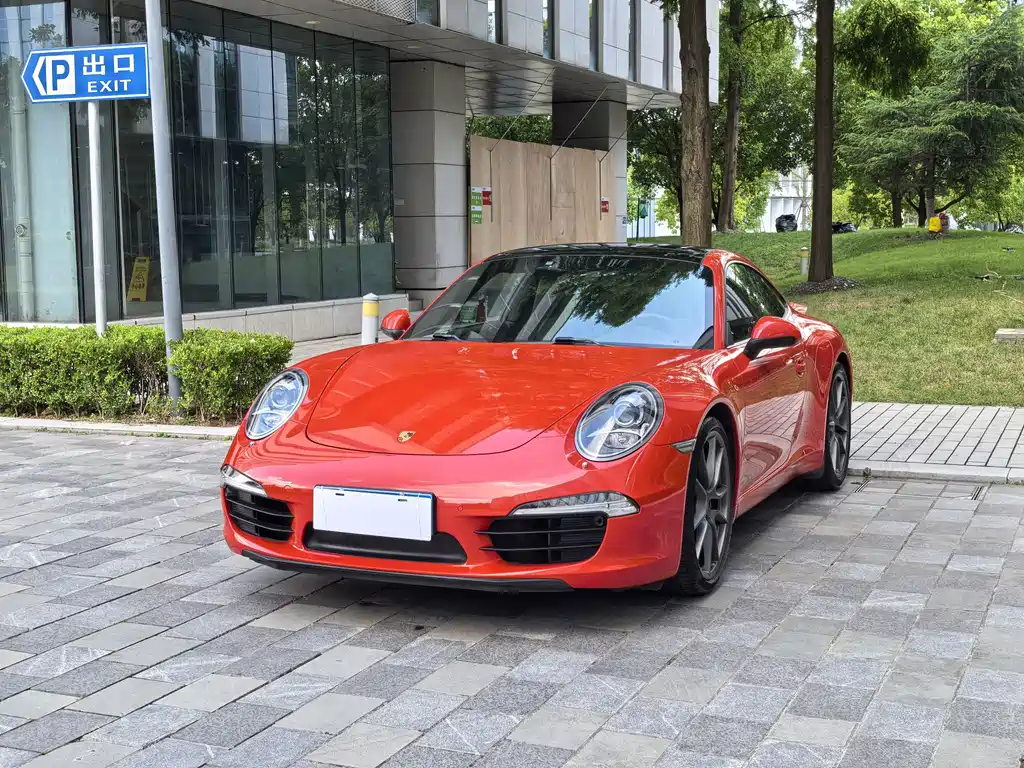 Porsche 911