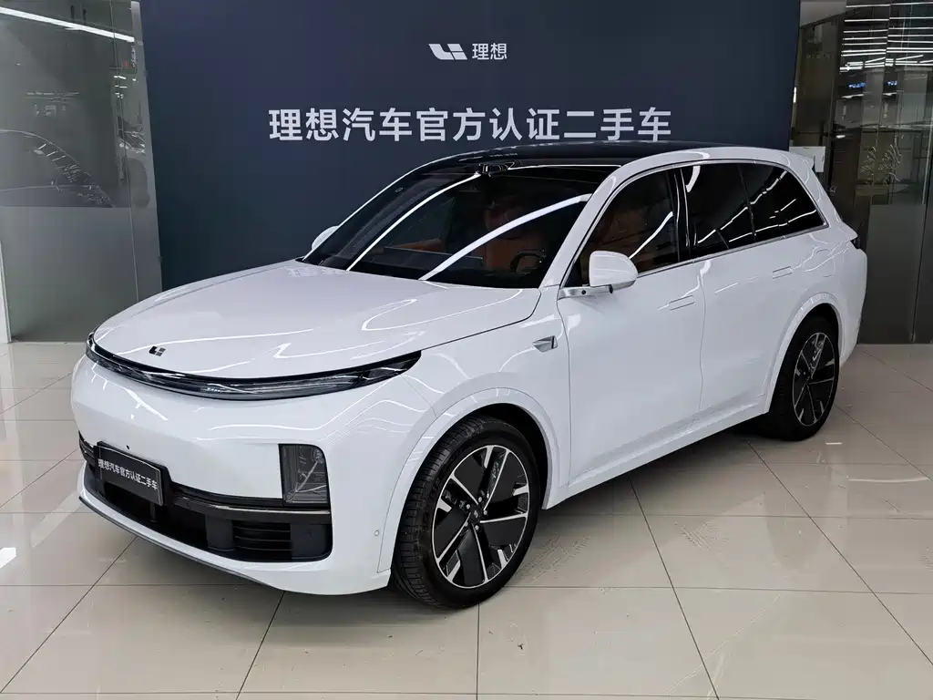 Li Auto L8