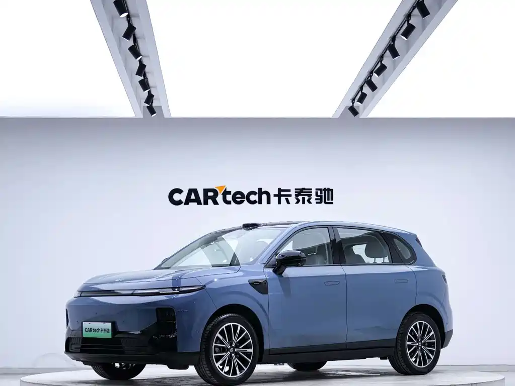 Leapmotor B10