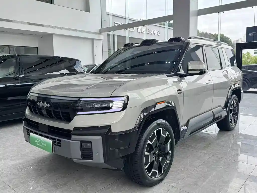 Fangchengbao Leopard 8
