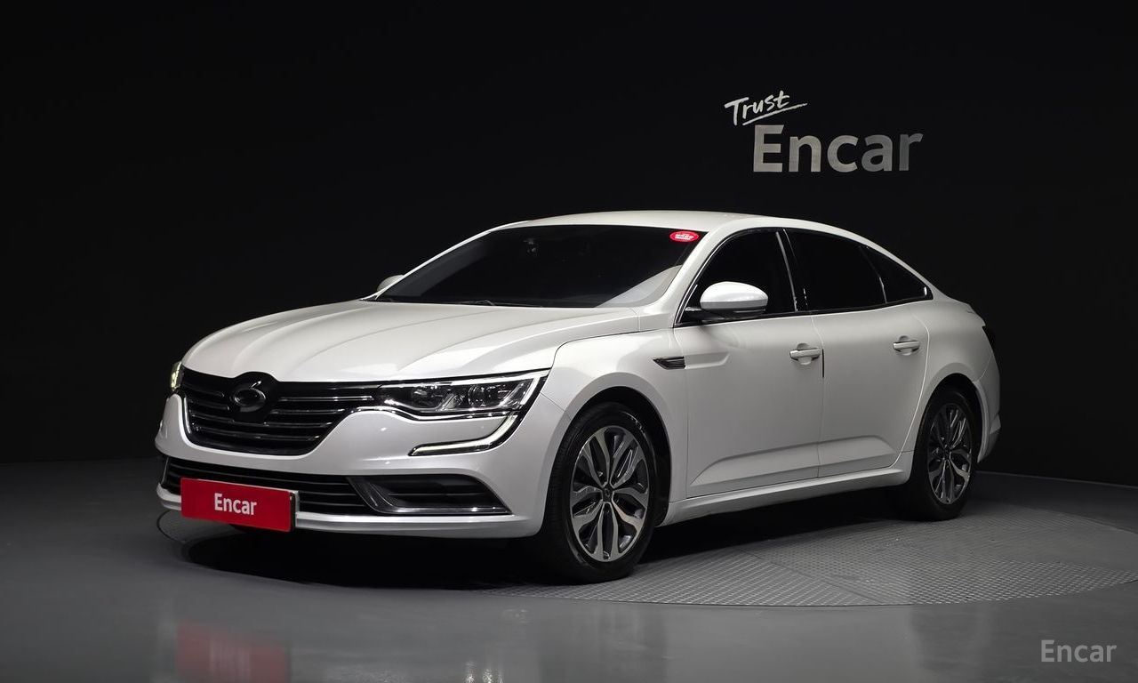 Renault SM6