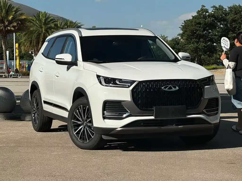 Chery Tiggo 8