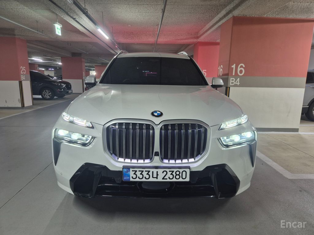 BMW X7