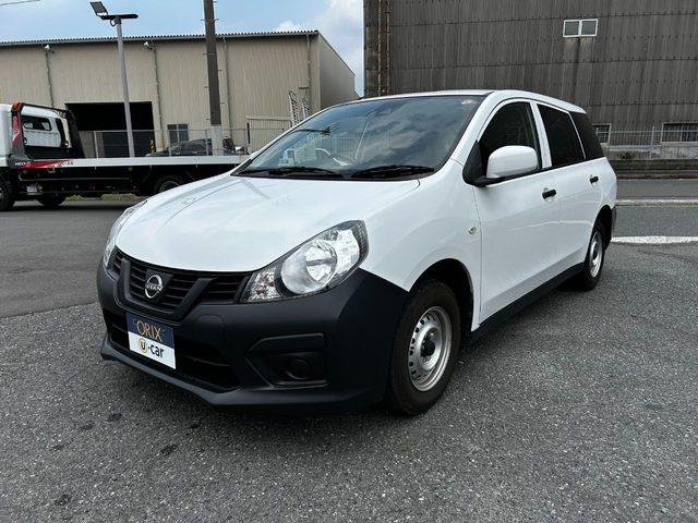 Nissan AD