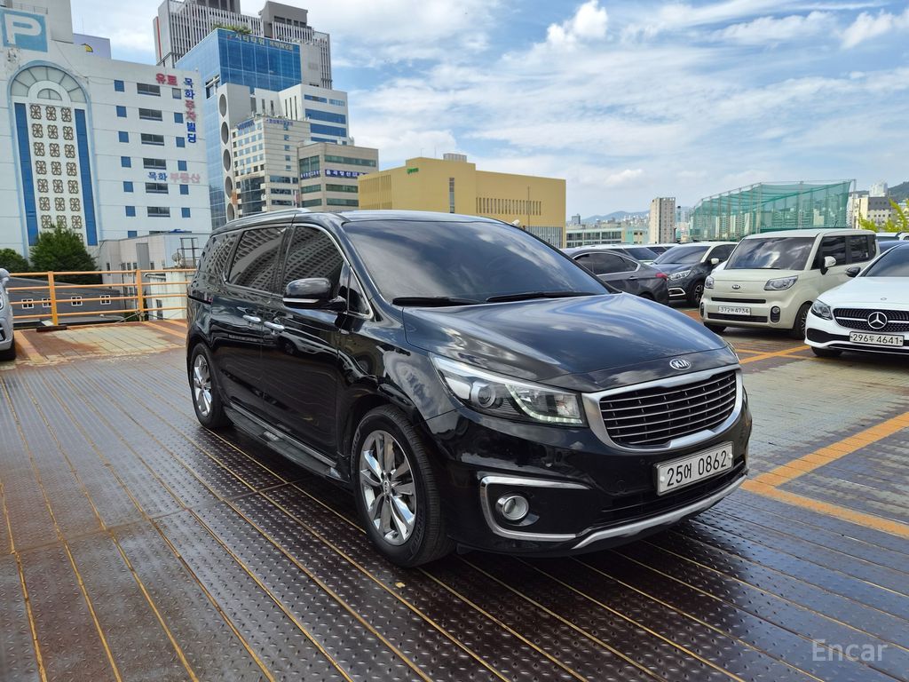 Kia Carnival