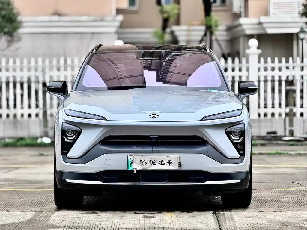 NIO ES6