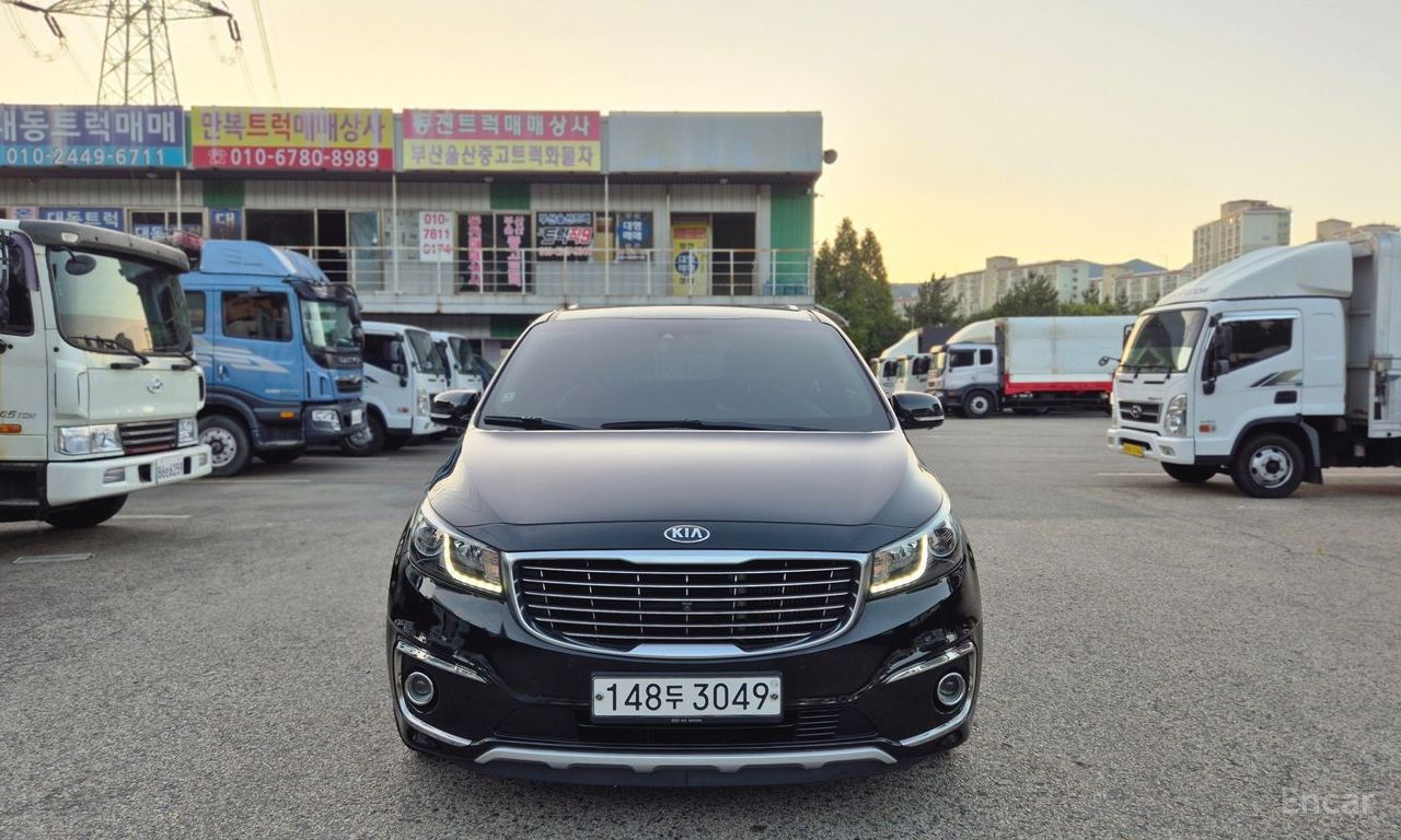 Kia Carnival
