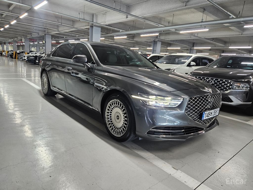 Genesis G90