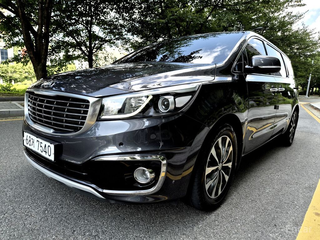 Kia Carnival