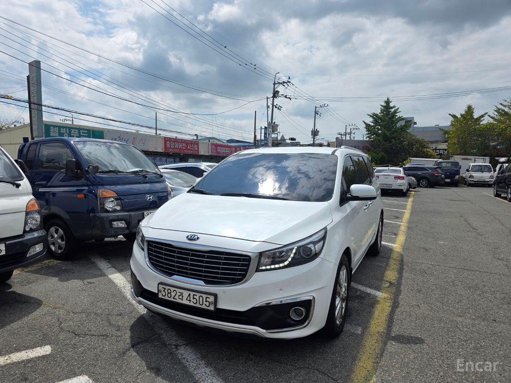 Kia Carnival