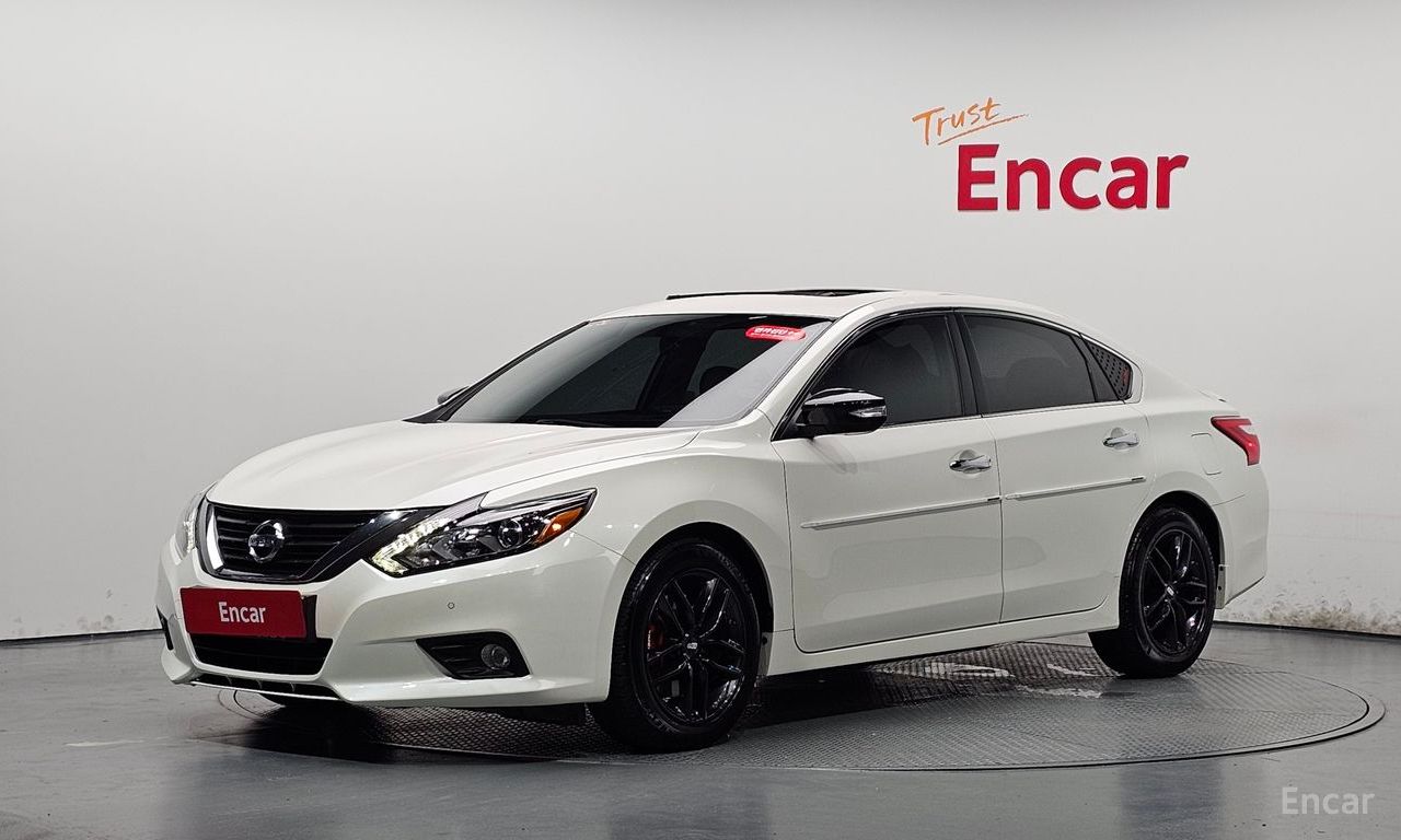 Nissan Altima