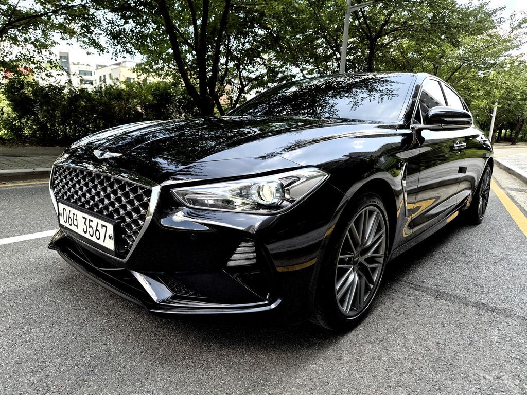Genesis G70