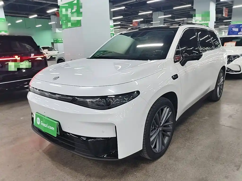 Leapmotor C16