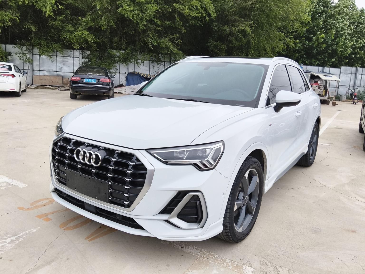 Audi Q3