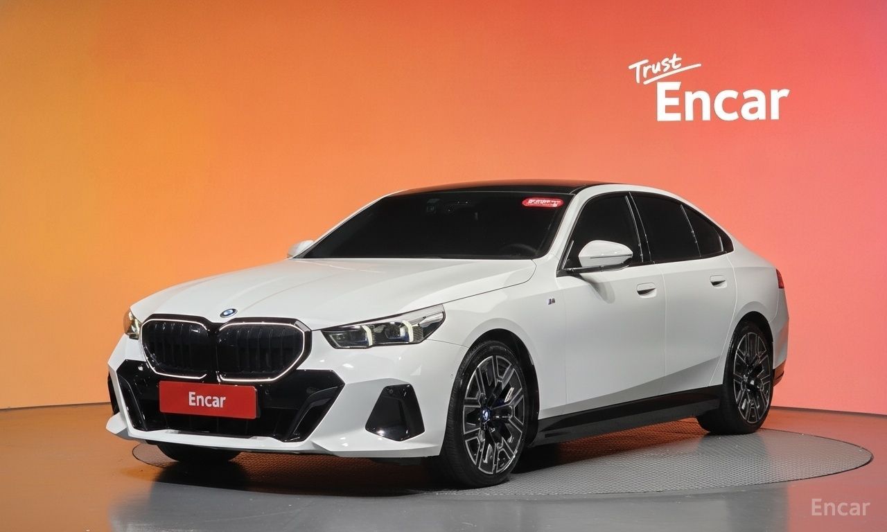 BMW i5