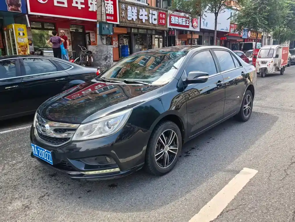 BYD Surui