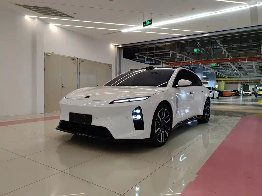NIO ET5T