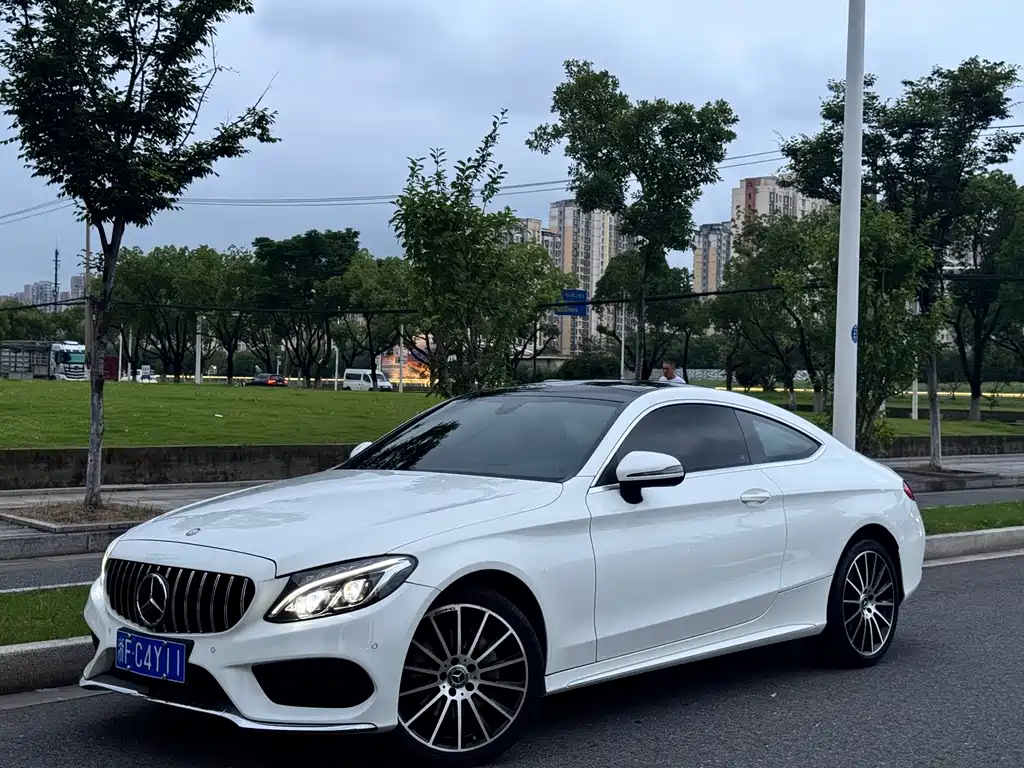 Mercedes-Benz C-Class