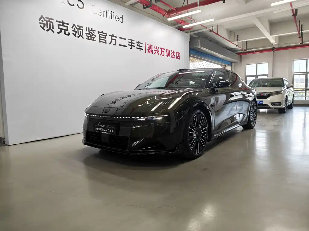 Lynk & Co 10