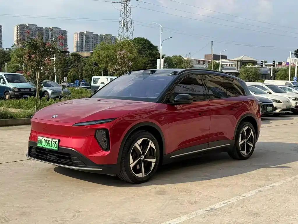 NIO ES6