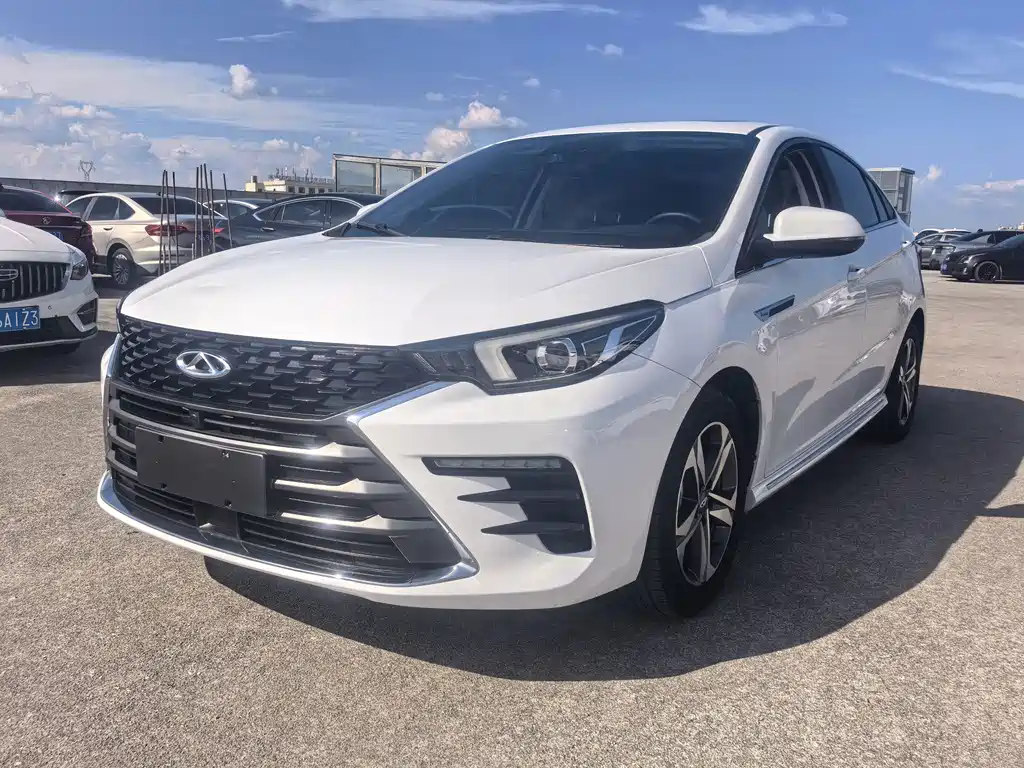 Chery 5 PLUS