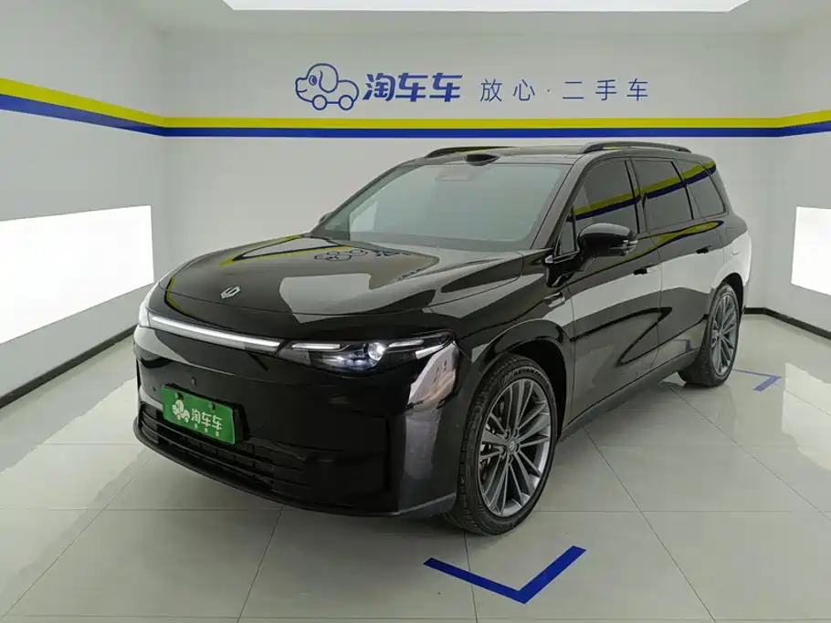 Leapmotor C16