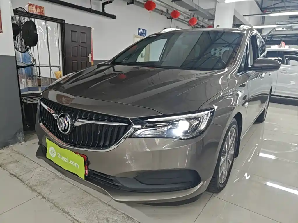 Buick GL6