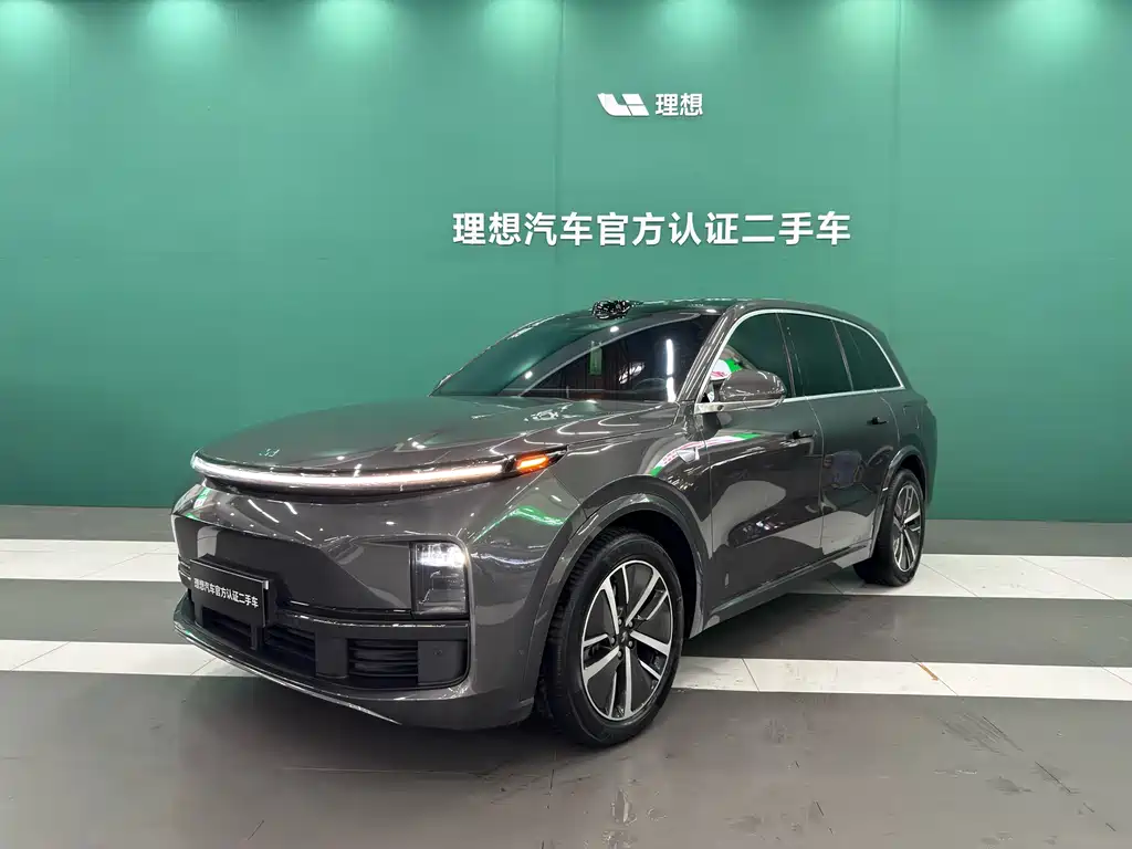 Li Auto L8