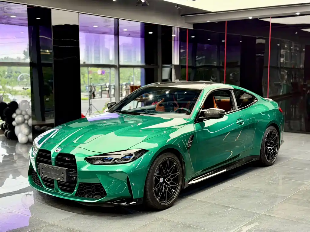BMW M4