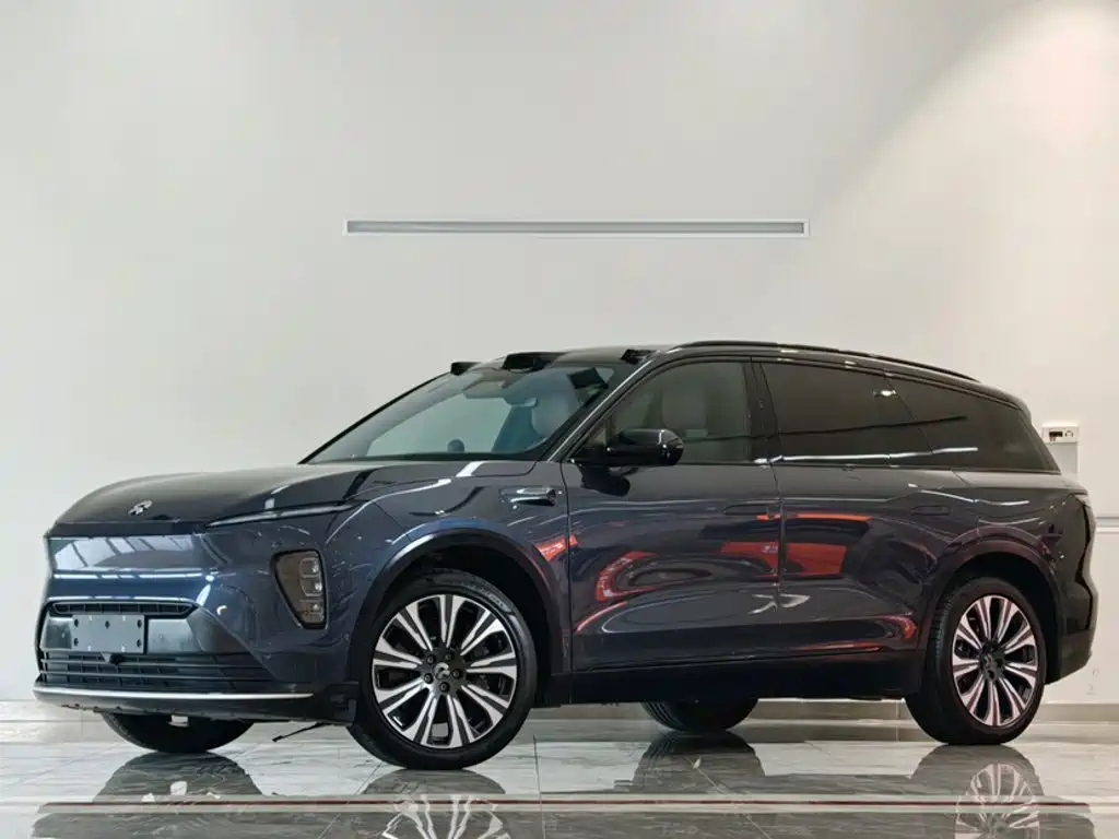 NIO ES8