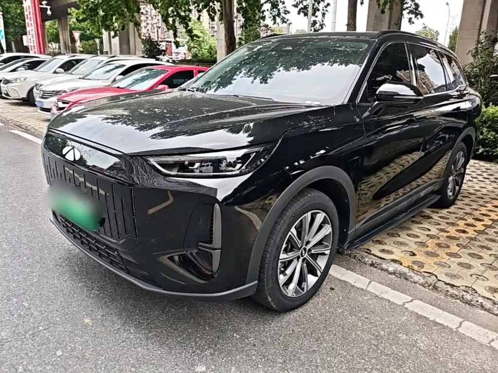 Chery T9