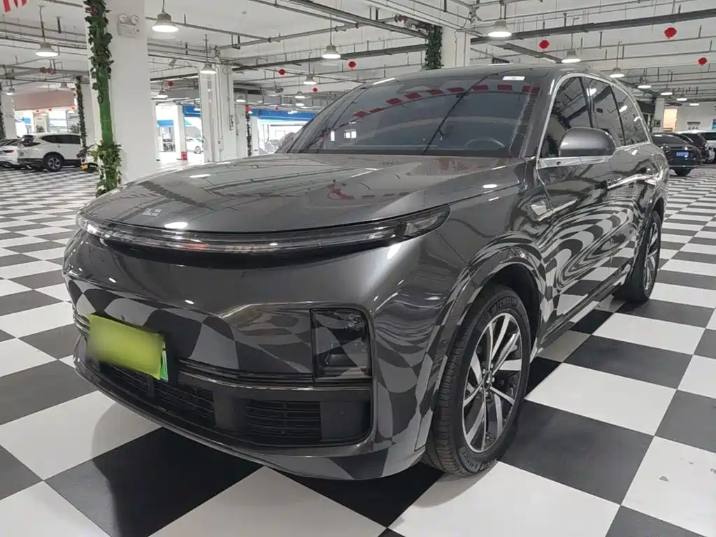 Li Auto L8